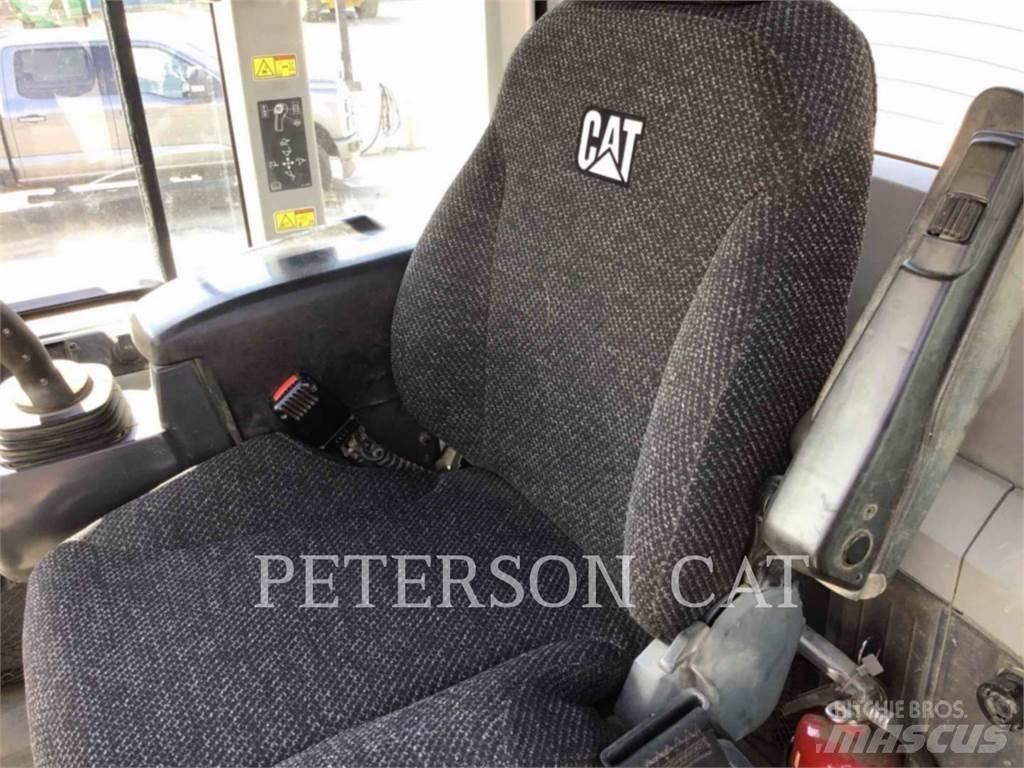 CAT 930M Læssemaskiner på hjul