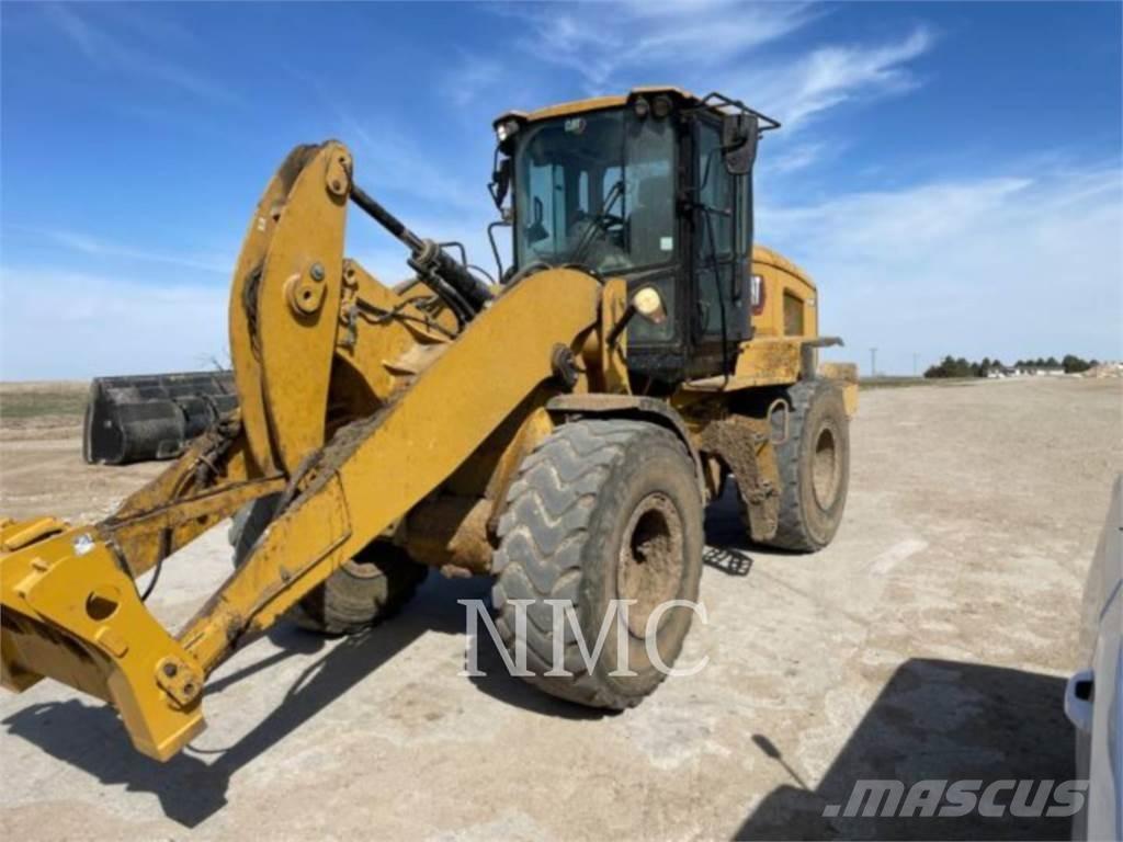 CAT 930M Læssemaskiner på hjul