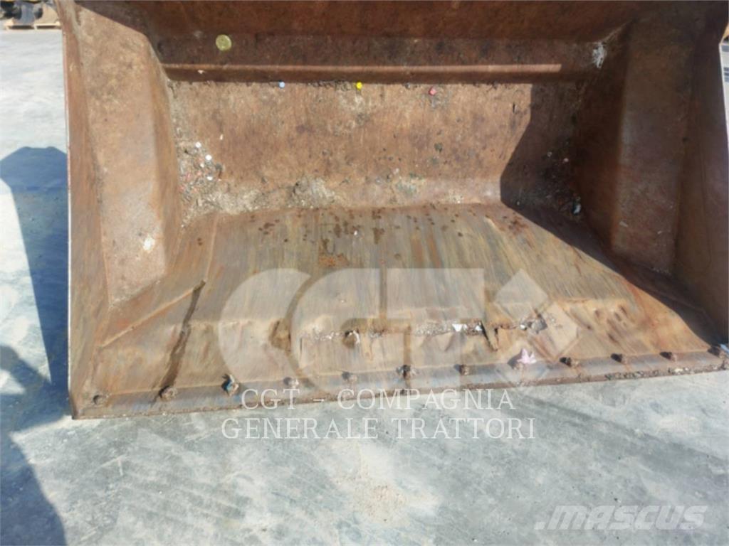 CAT 930M Læssemaskiner på hjul