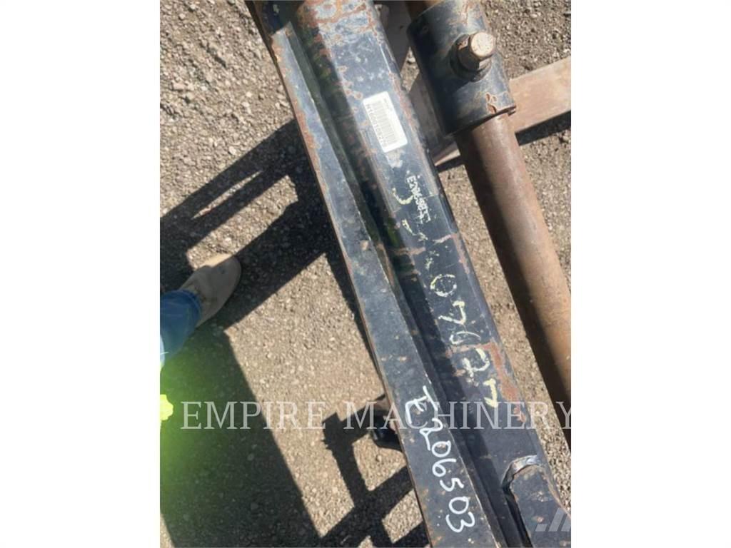 CAT 938M FC FK Pallegafler