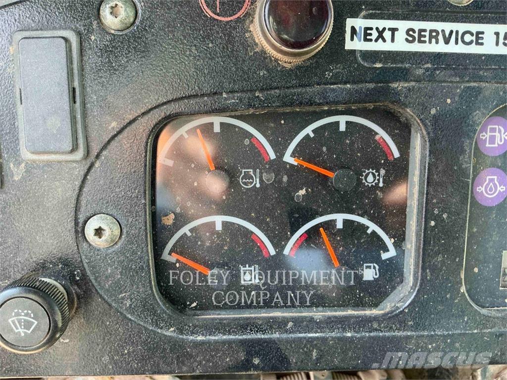 CAT 953C Larvebåndslæssere