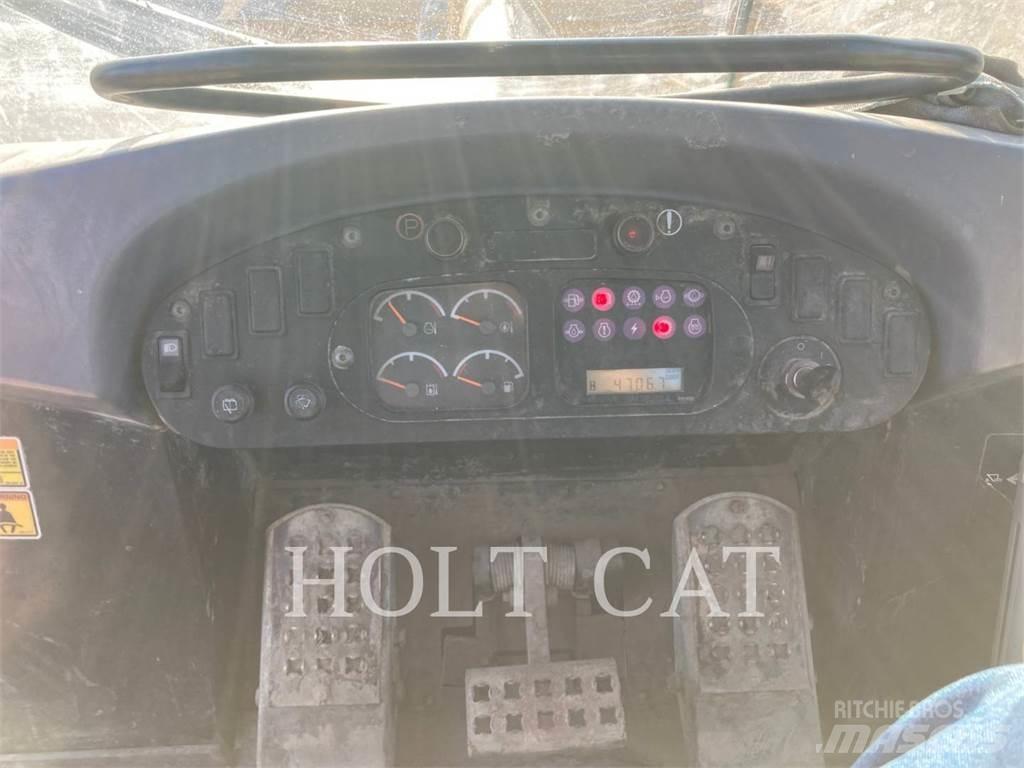 CAT 963C Larvebåndslæssere