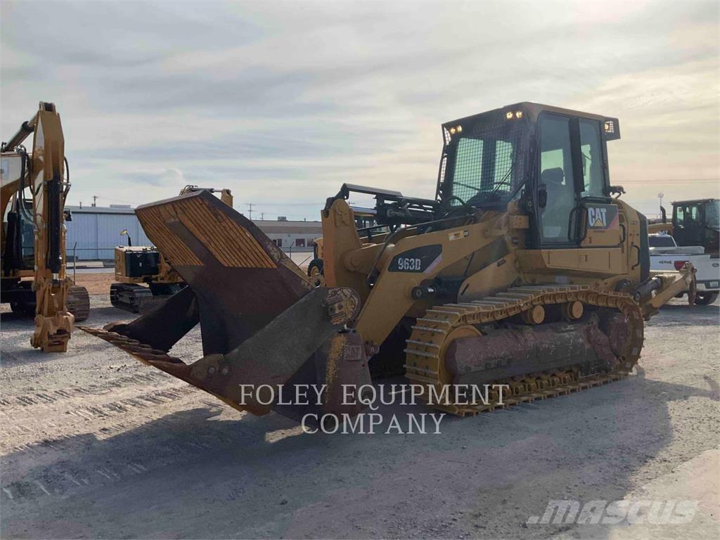 CAT 963D Larvebåndslæssere