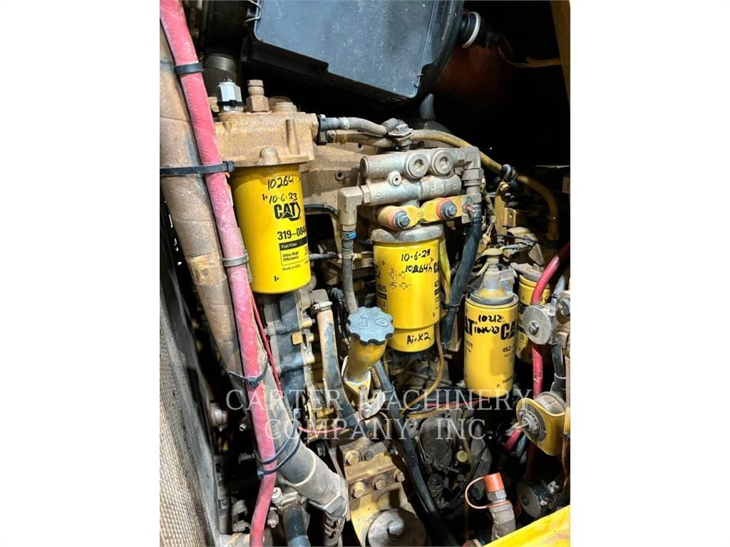 CAT 963D WASTE Larvebåndslæssere