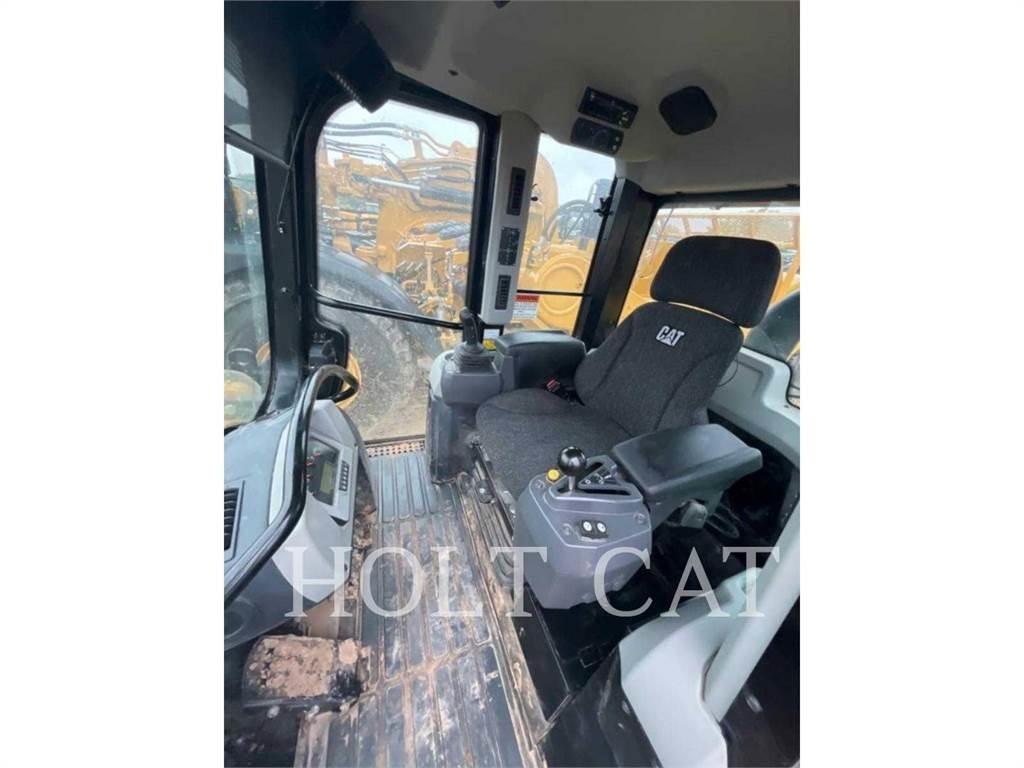 CAT 963K Larvebåndslæssere