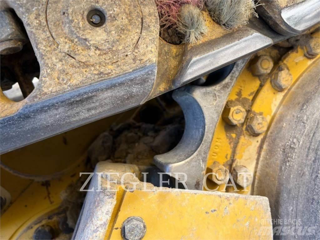 CAT 963K Larvebåndslæssere