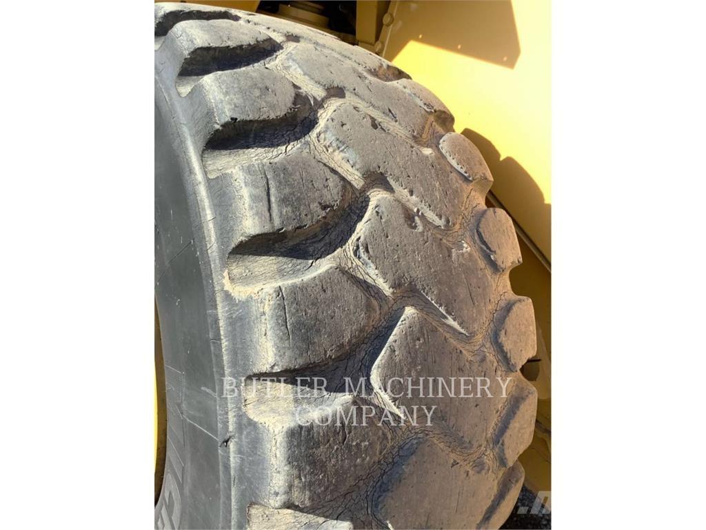 CAT 966G Læssemaskiner på hjul