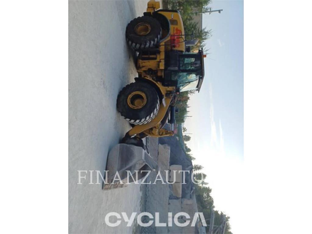 CAT 966M Læssemaskiner på hjul