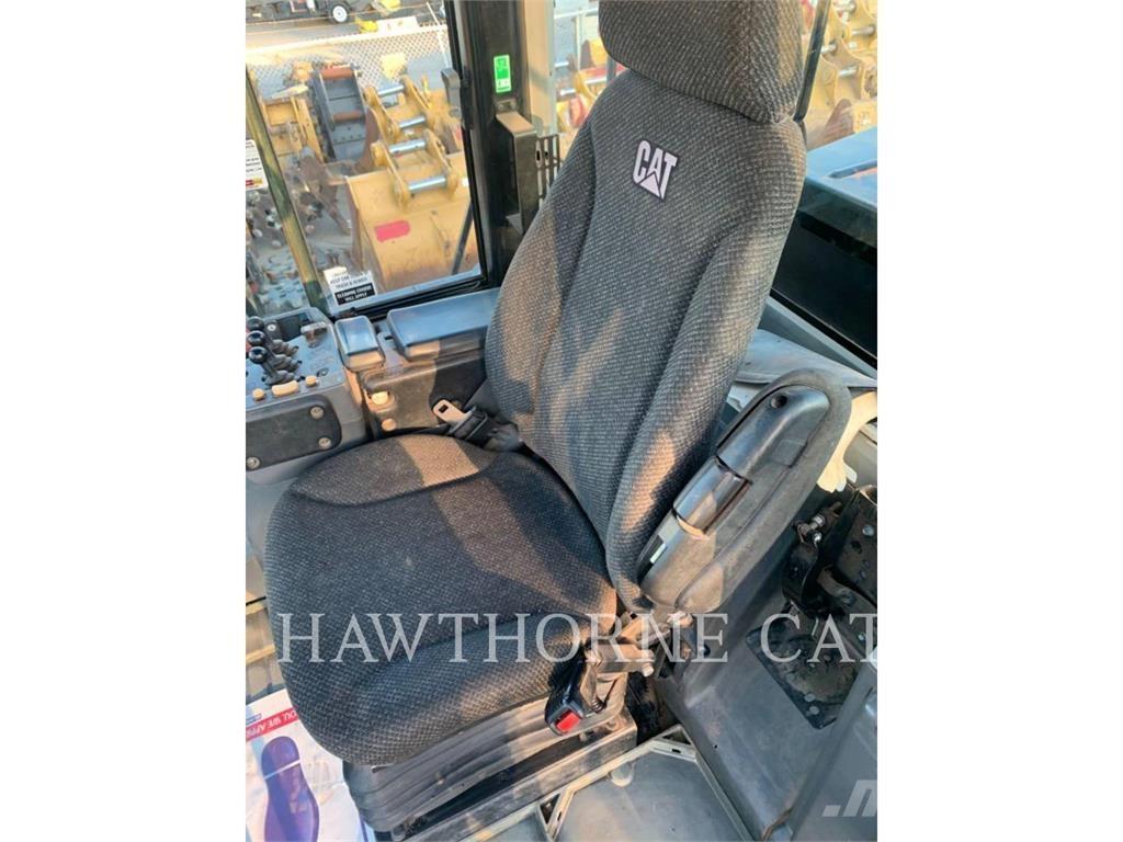 CAT 966M Læssemaskiner på hjul