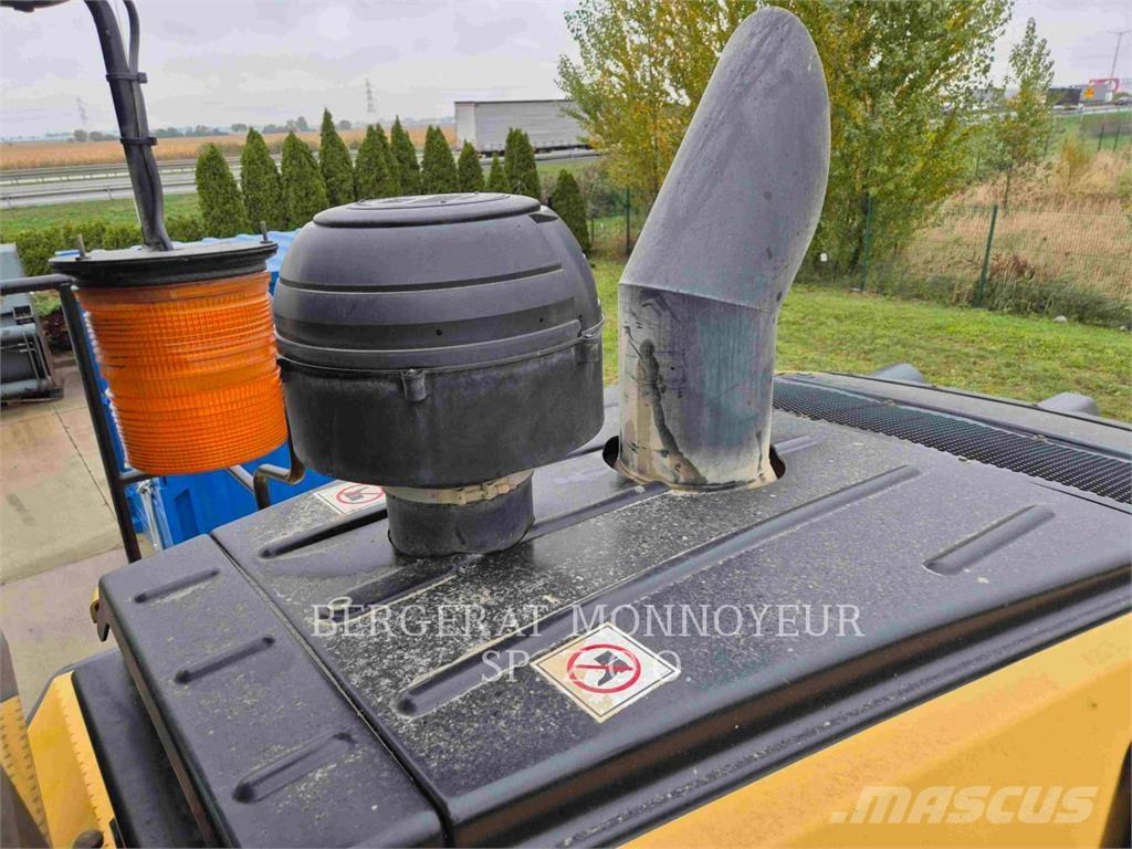 CAT 972 Læssemaskiner på hjul