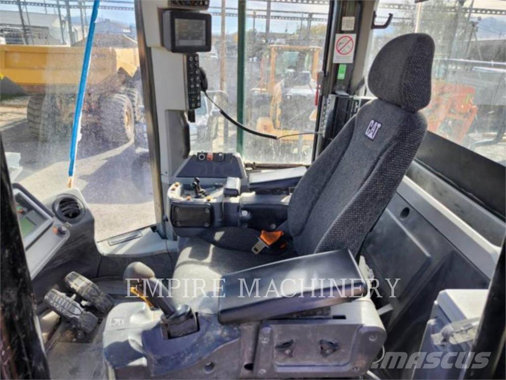 CAT 980M Læssemaskiner på hjul