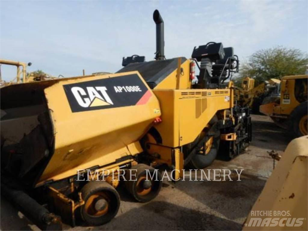 CAT AP1000E Asfaltudlæggere