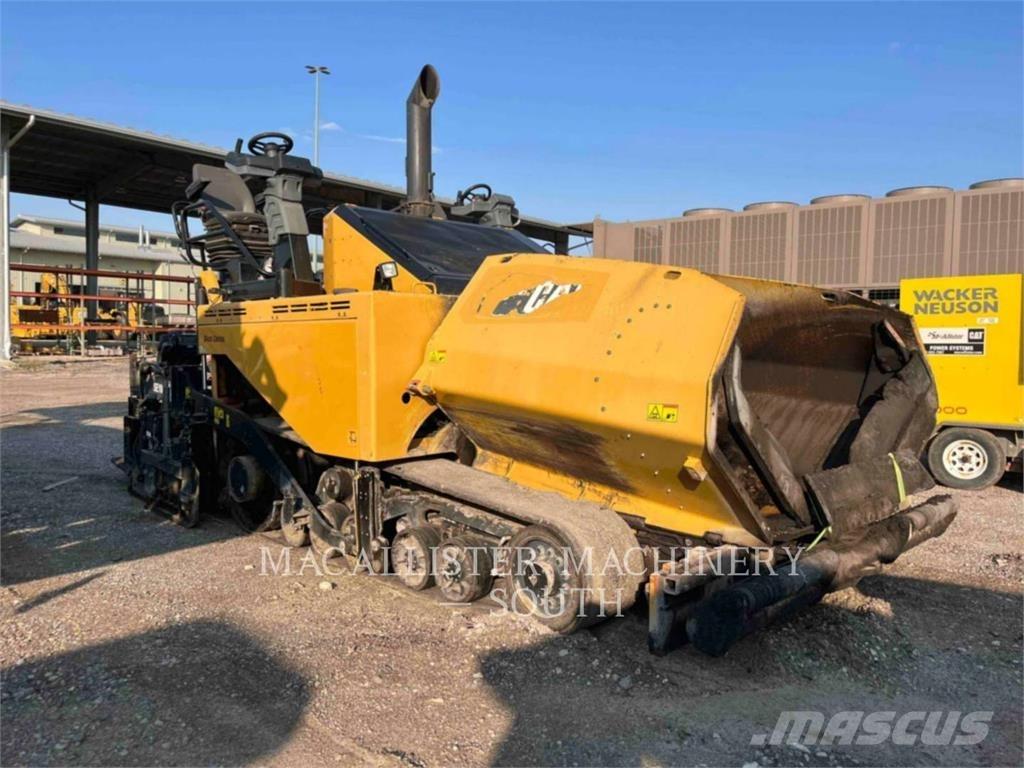 CAT AP1055F Asfaltudlæggere