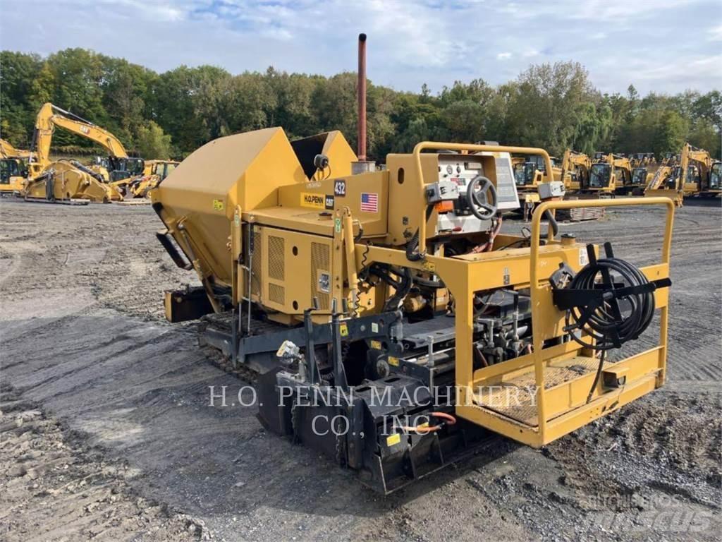 CAT AP255E Asfaltudlæggere