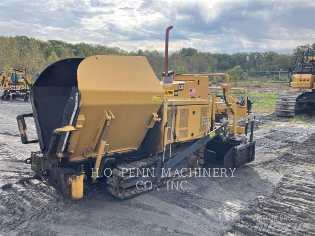 CAT AP255E Asfaltudlæggere