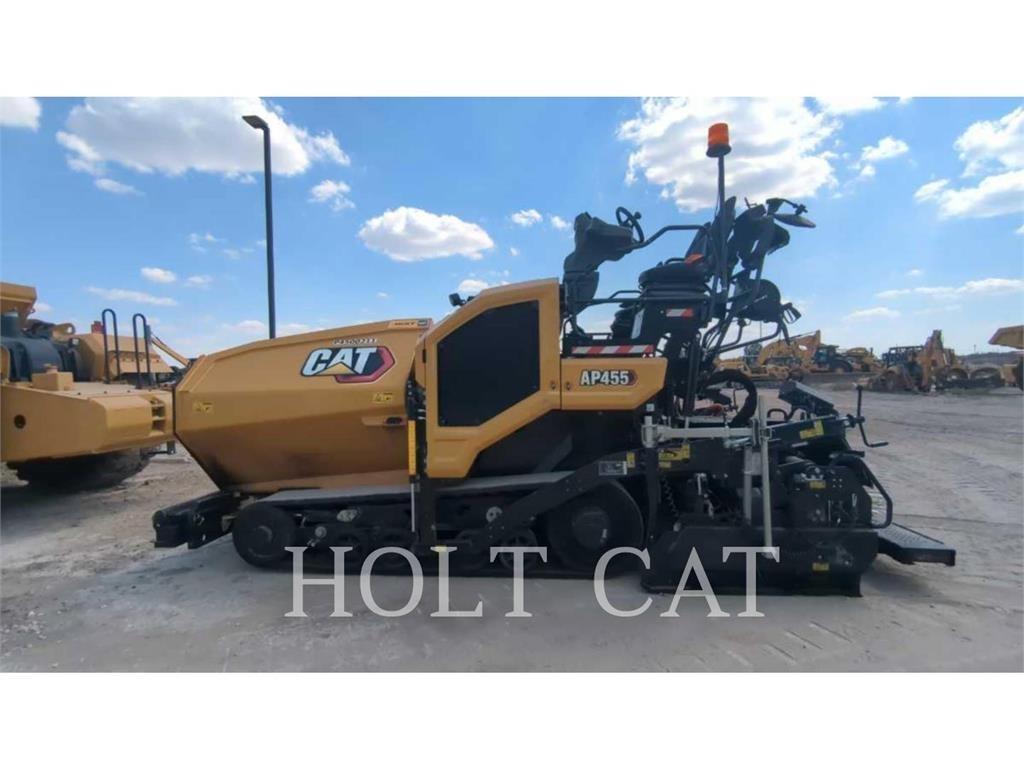 CAT AP455 Enkelt tromle