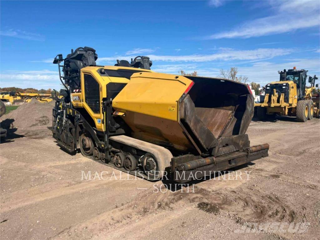 CAT AP555 Asfaltudlæggere