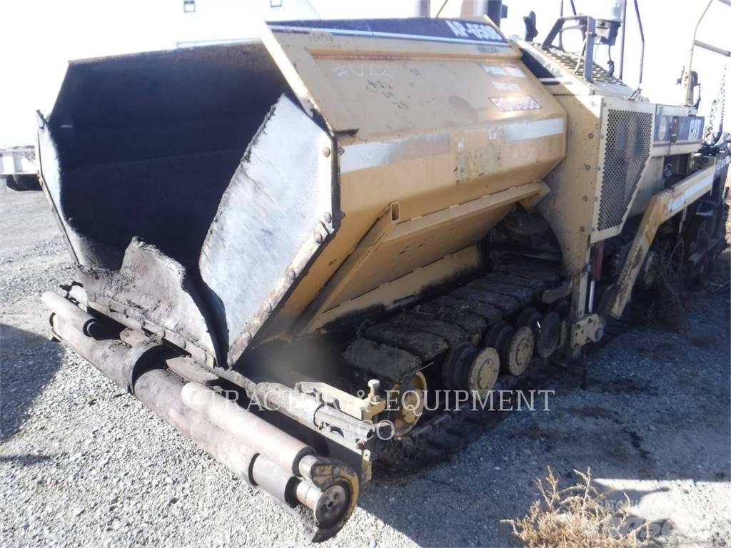 CAT AP650B Asfaltudlæggere