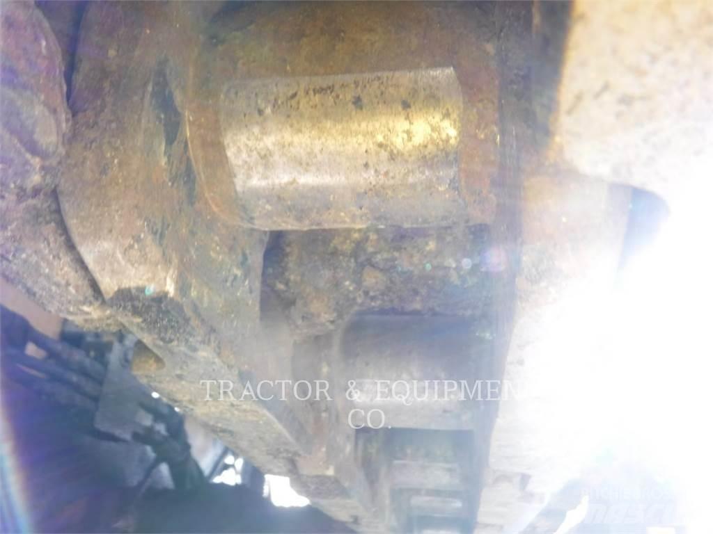 CAT AP650B Asfaltudlæggere