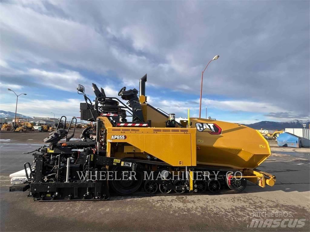 CAT AP655 Asfaltudlæggere