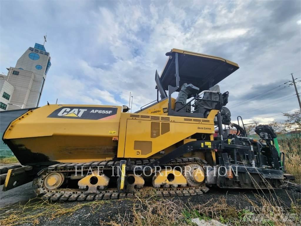 CAT AP655F Asfaltudlæggere