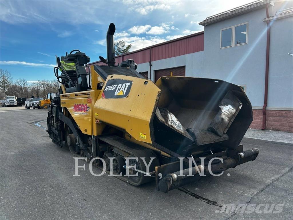 CAT AP655F Asfaltudlæggere