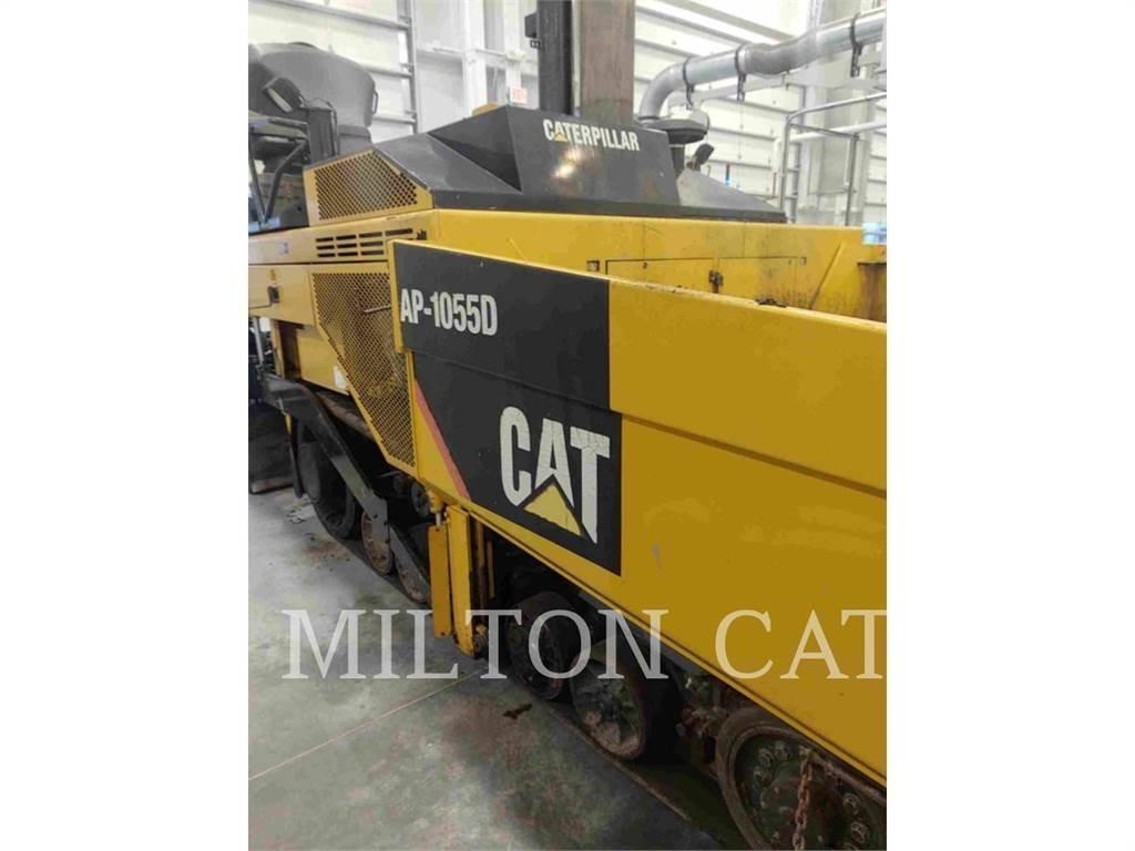 CAT BG-2455D Asfaltudlæggere