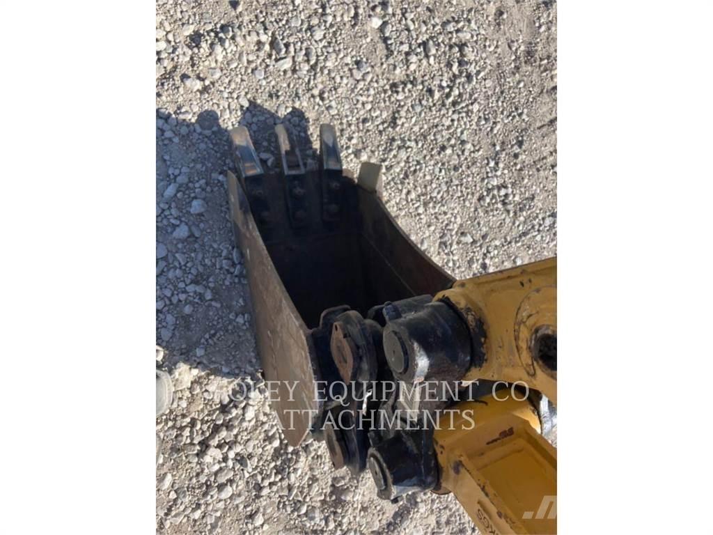 CAT BK302P12 Gravemaskiner på larvebånd