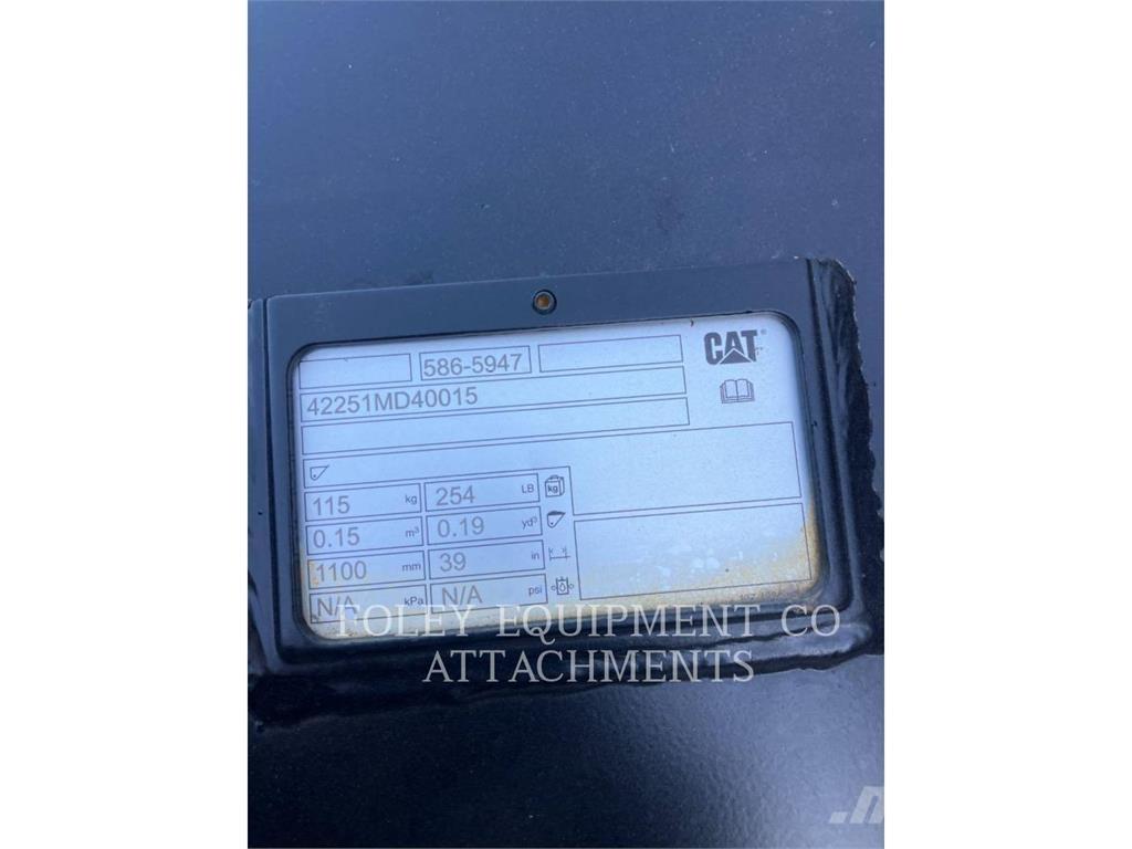 CAT BK304Q42GR Gravemaskiner på larvebånd