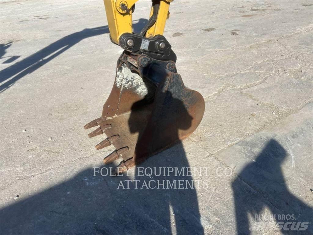 CAT BK305P30 Gravemaskiner på larvebånd