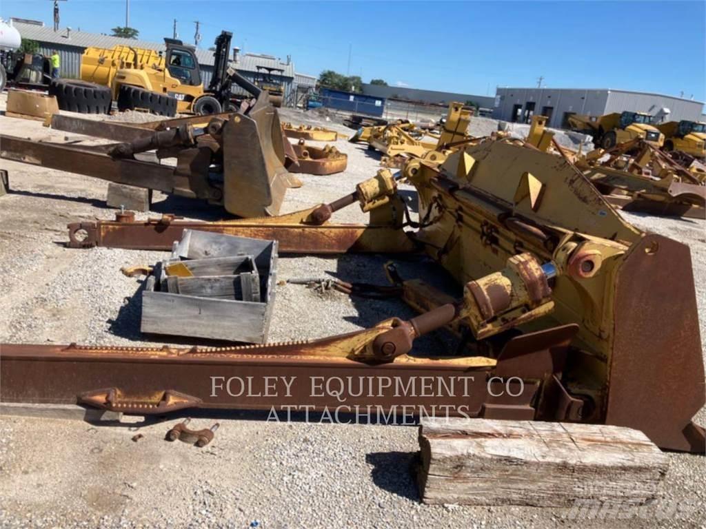 CAT BLD8TSU Bulldozer på larvebånd