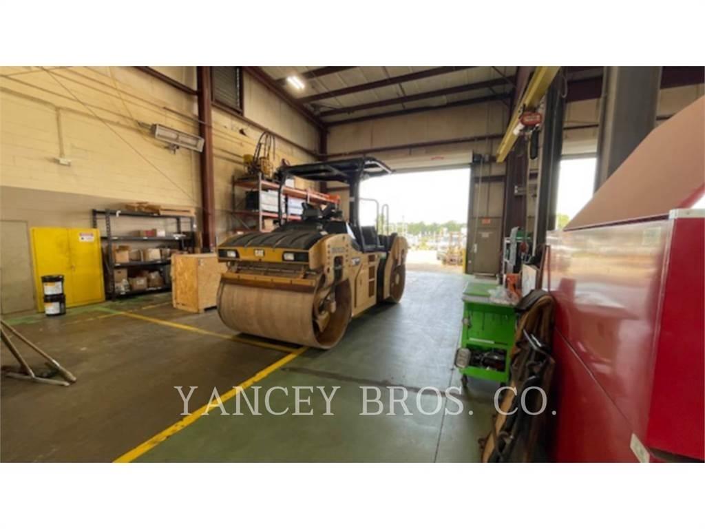 CAT CB10 Jordvibrationstromler