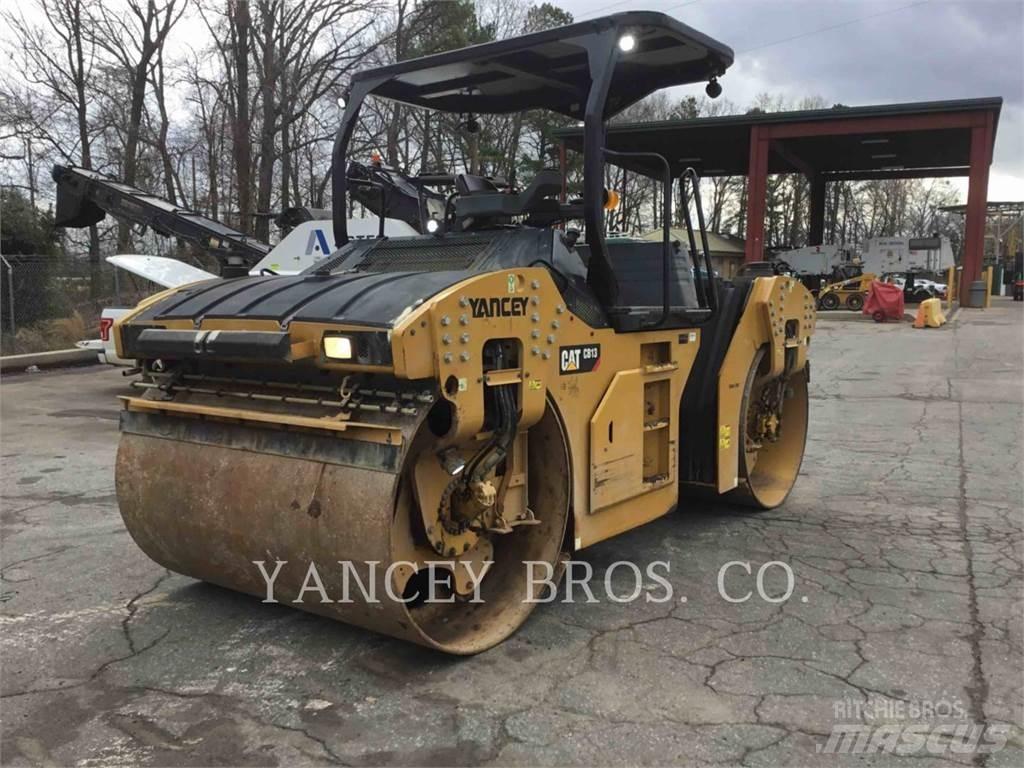CAT CB13 Jordvibrationstromler