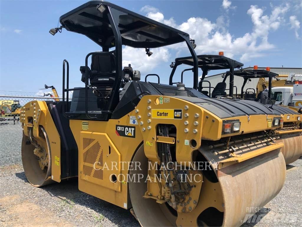 CAT CB13 Jordvibrationstromler