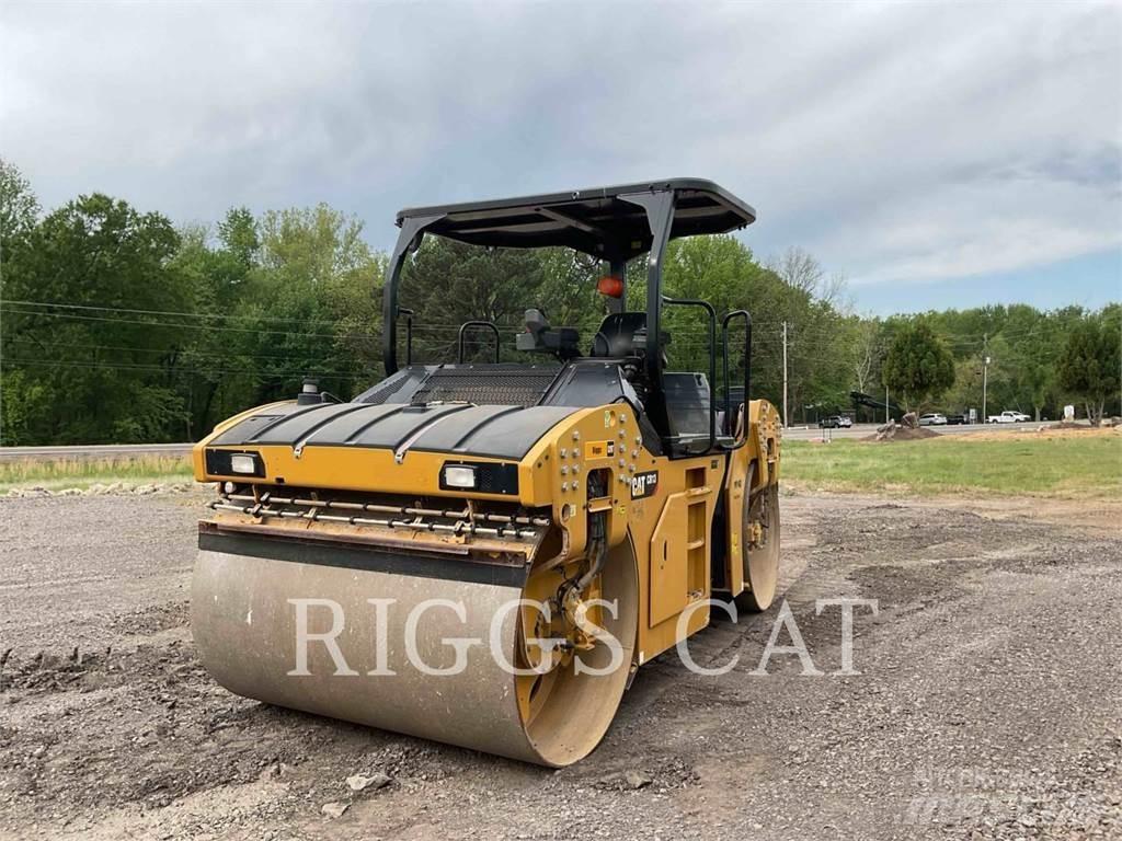 CAT CB13 Jordvibrationstromler