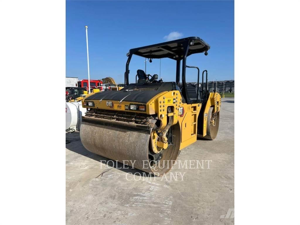 CAT CB15 Jordvibrationstromler