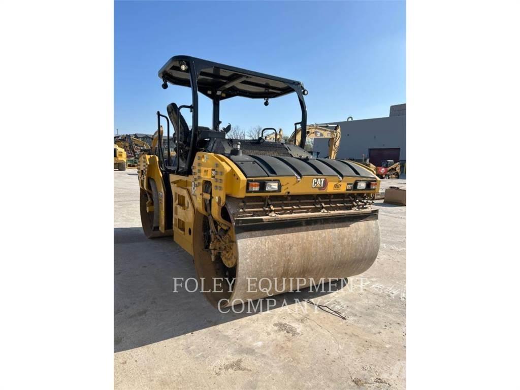 CAT CB15 Jordvibrationstromler
