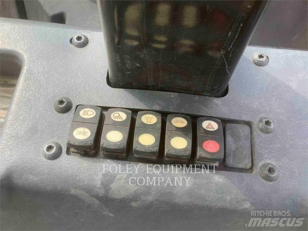 CAT CB15 Jordvibrationstromler