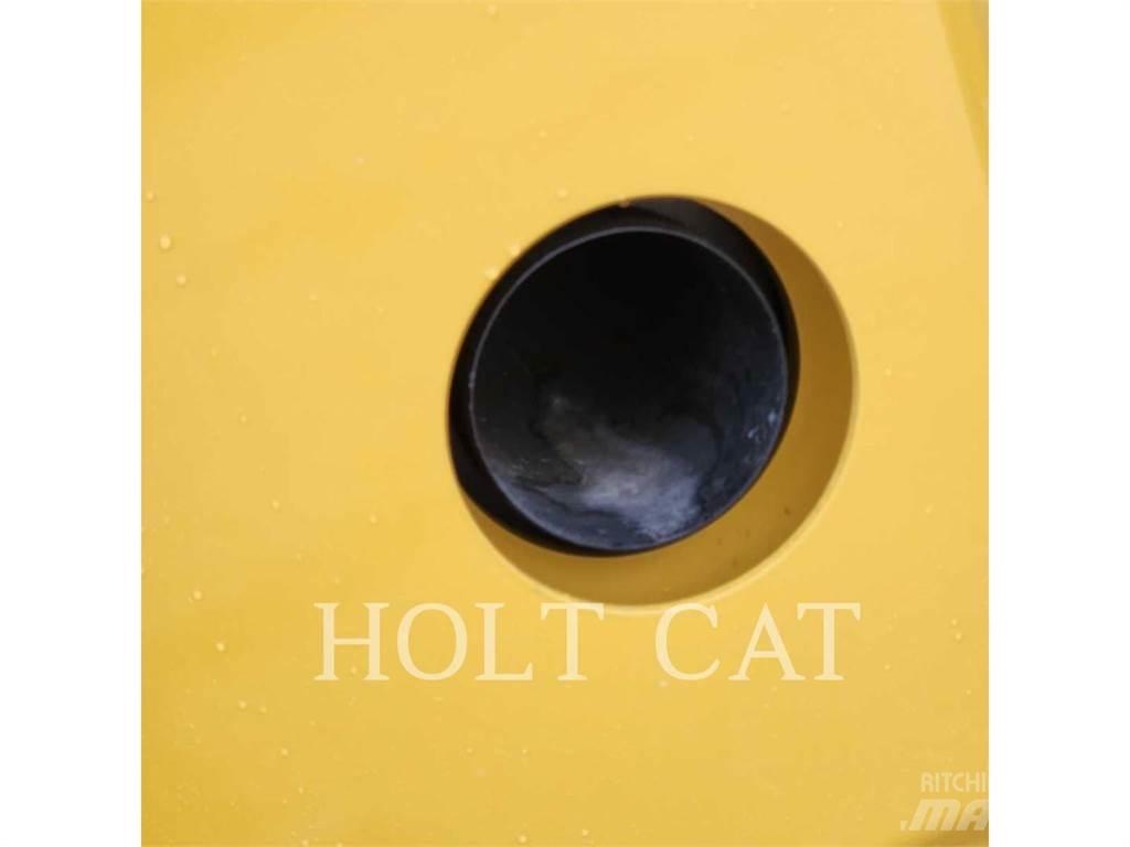 CAT CB15 Læssemaskiner på hjul