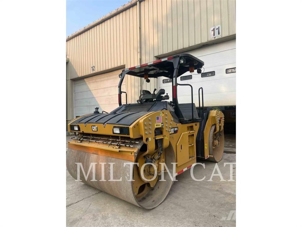 CAT CB15 Jordvibrationstromler