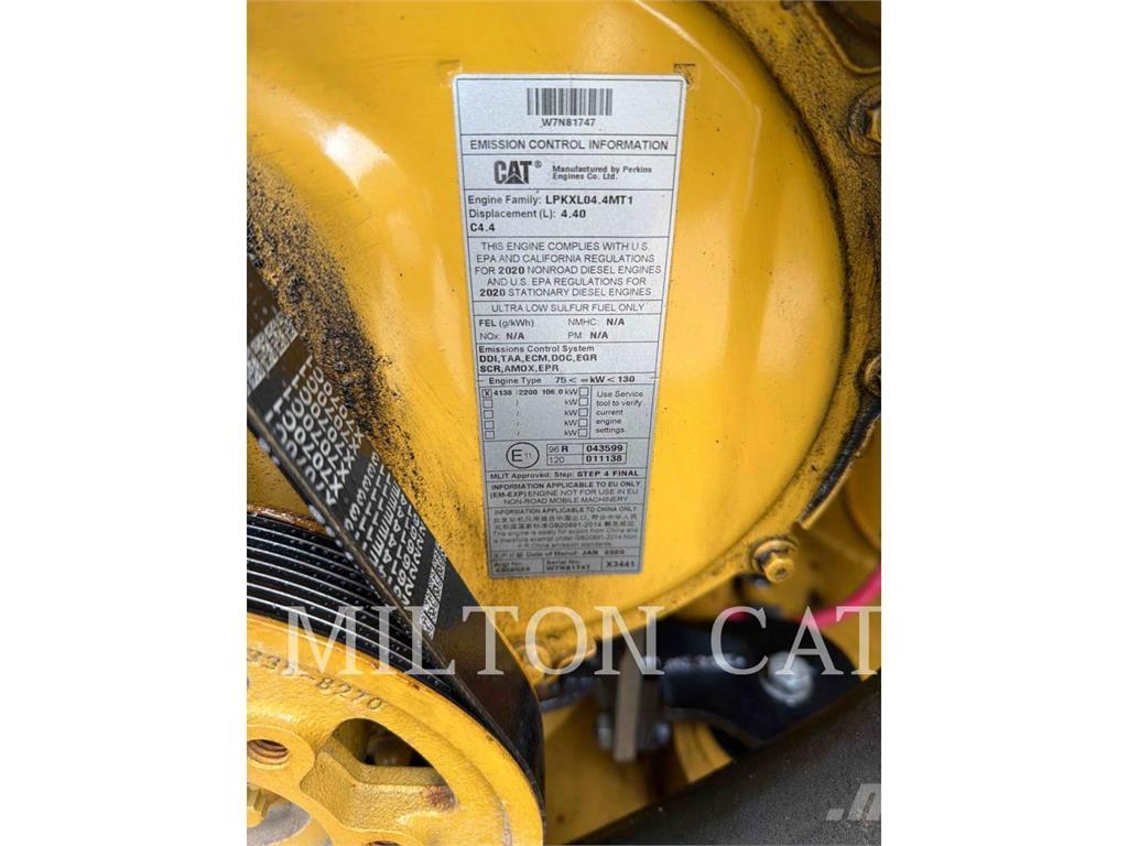 CAT CB15 Jordvibrationstromler