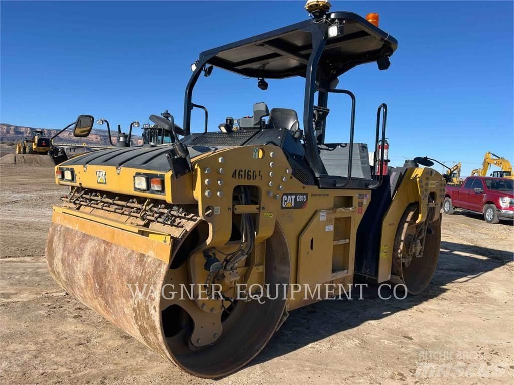 CAT CB15 Jordvibrationstromler
