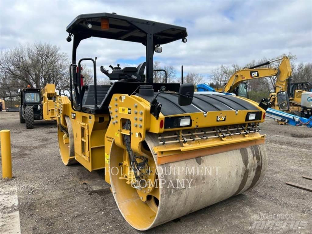 CAT CB15-01 Jordvibrationstromler