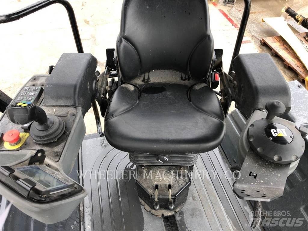 CAT CB15 CW Tvilling tromle