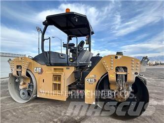 CAT CB15 CW VV Tvilling tromle