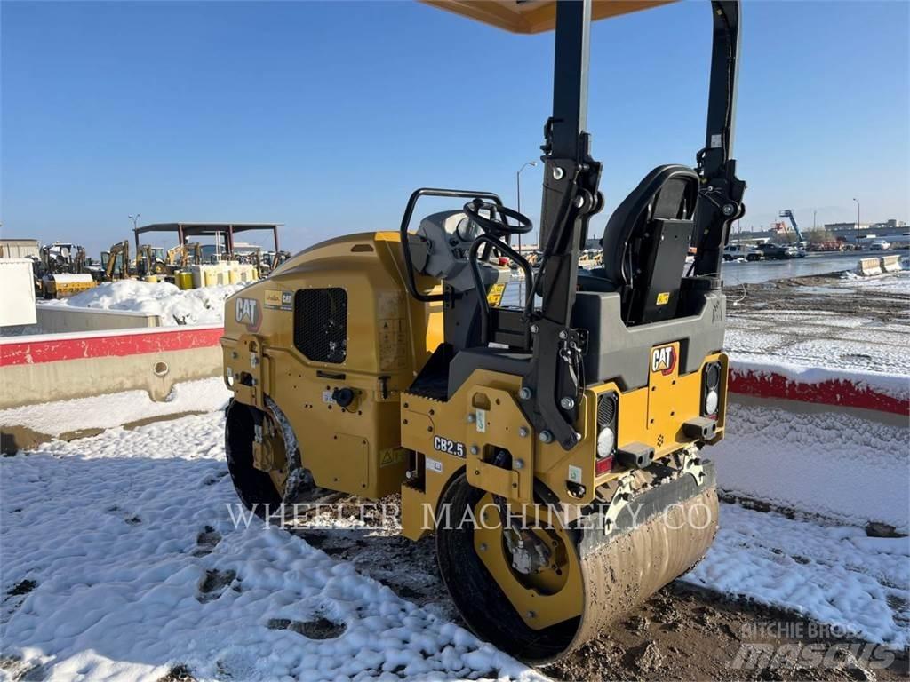 CAT CB2.5 Tvilling tromle