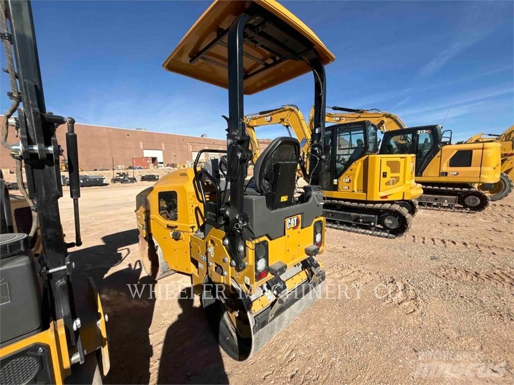 CAT CB2.5 Tvilling tromle
