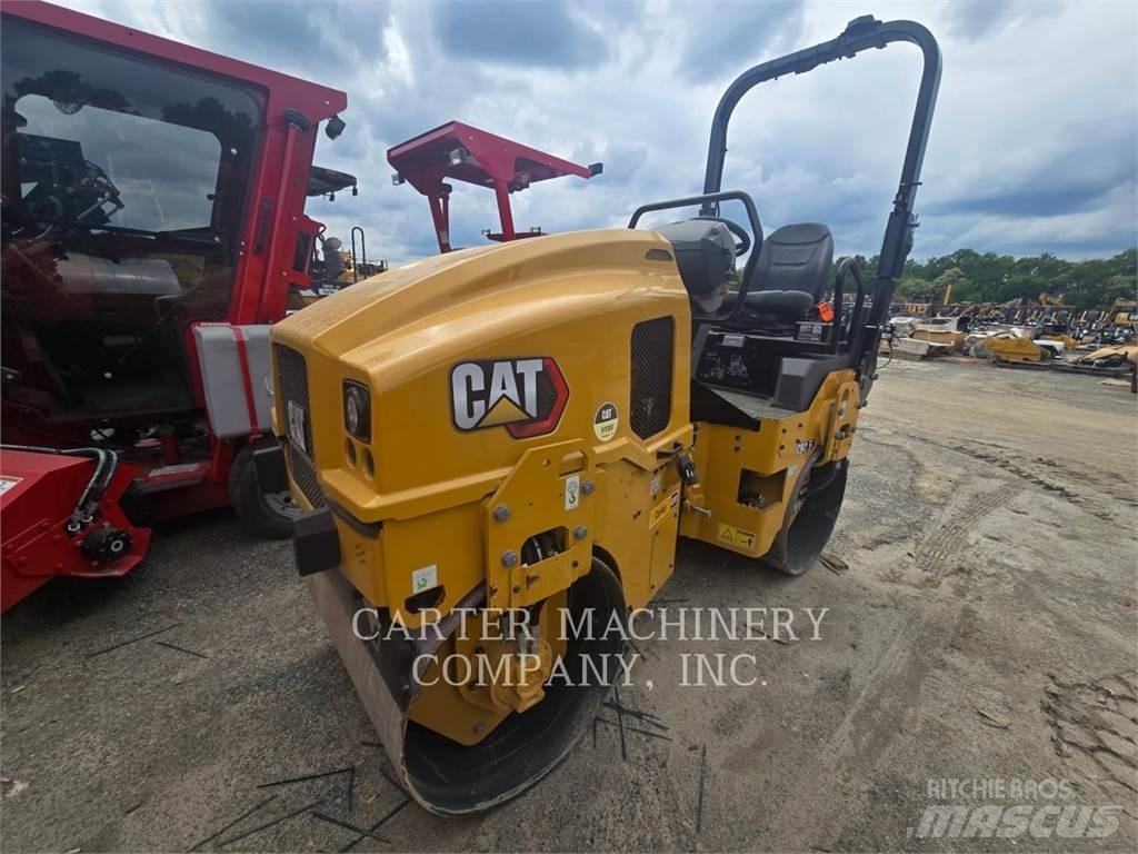 CAT CB2.5 Jordvibrationstromler