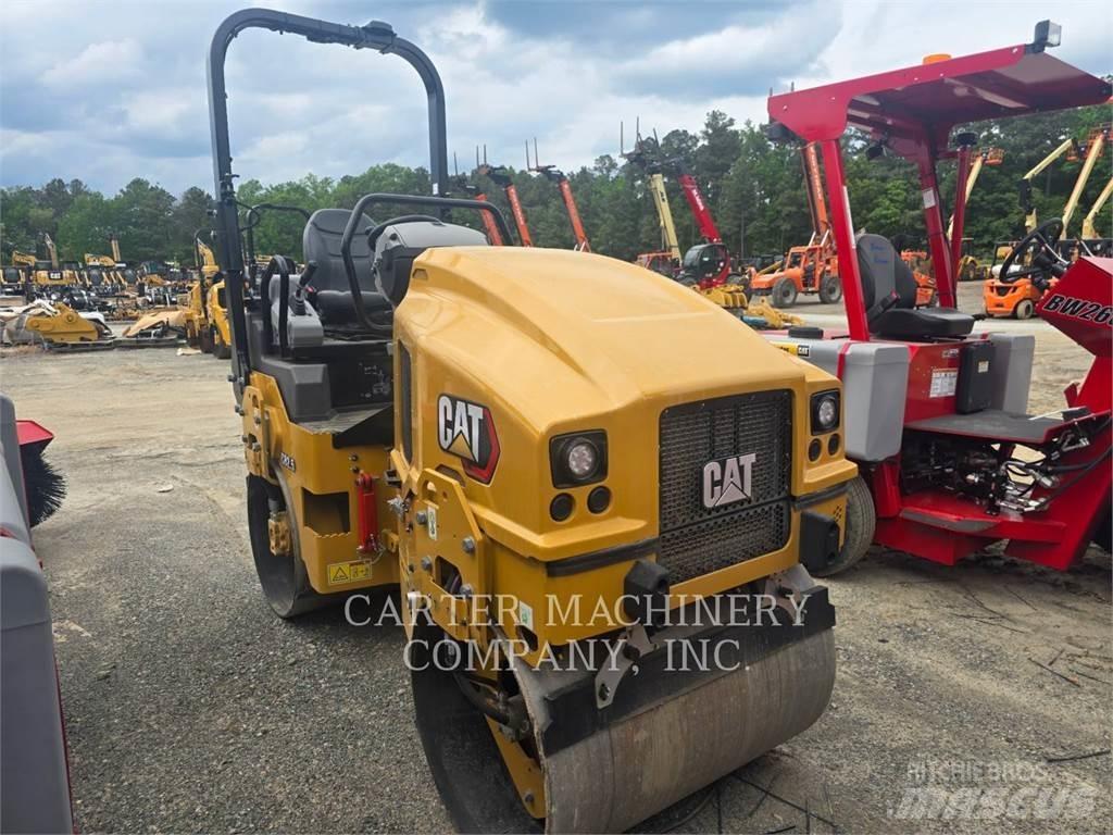 CAT CB2.5 Jordvibrationstromler