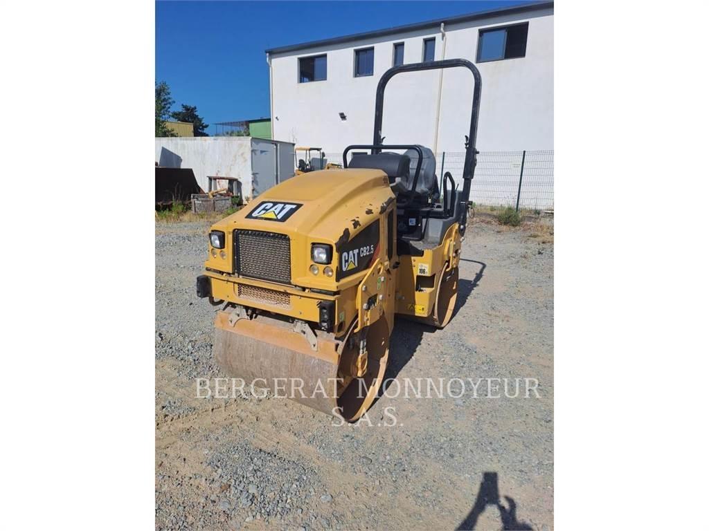 CAT CB2.5 Jordvibrationstromler